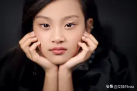 10岁甜馨长开，穿公主裙戴30cm耳环生日造型美翻，涂红唇形象大变图片