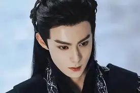 古装霸总天花板！这6位冷酷霸道，有人气场全开，有人破碎感绝了图片