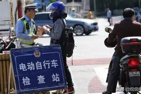 限电、禁摩该不该废止？权威人士再发声：电动车环保，不能一刀切图片