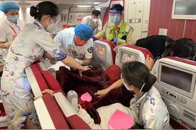 万米高空孕妇临产 四川省人民医院护士和机组搭建“临时产房”图片