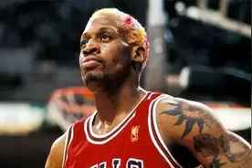 NBA罗德曼：与2000个女人有染，让麦当娜追着生娃，现状令人羡慕图片