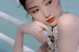 性感迷人毛晓彤图片