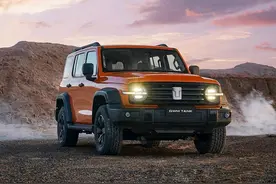 新车 | 硬派越野+新能源，坦克300 HEV开启海外预订，起售价约26万元图片