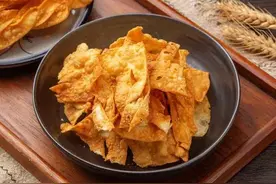 不回你信息的女人图片