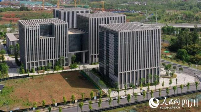过去五年，四川天府新区青年人才落户17.8万人