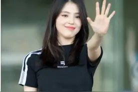 韩国女星韩素希，洗去纹身重返演艺圈，2023新戏上映图片