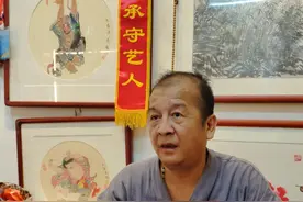 以刀为笔，他在蛋壳上雕刻世间万物→图片