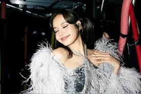 一场疯马秀，女爱豆遭遇的“性暴露”，展现得淋漓尽致图片