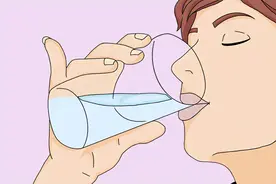 辟谣：不是所有的杯子都能喝水，有的杯子经常用对健康有影响？图片