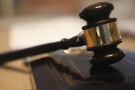 合同约定由网站所在地法院管辖，谁有管辖权？图片