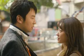 让人笑着笑着就哭了的《交换人生》，结局或许你根本没看懂图片