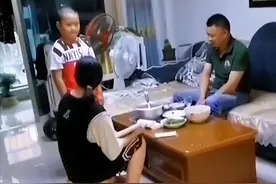 当哥哥把弟弟的班主任娶回家，期末考试前夕，家庭气氛有多紧张？图片