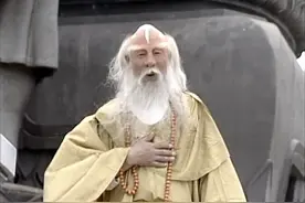 细读原著直淌汗，难怪观音菩萨要骗金顶大仙，你看他肘上悬着啥？图片