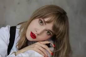 加拿大模特在中国“坐月子”火了！网友羡慕：美英都该向中国学习图片