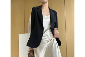缎面裙一眼惊艳，如何搭出高级感？图片
