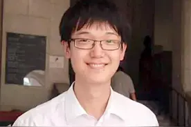 学霸李泰伯：放弃清华北大，申请国外11所名校全被拒，后来怎样图片