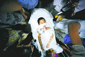 山东13岁少年被人用高压枪往肛门喷气，导致五脏俱裂，如今怎样了图片