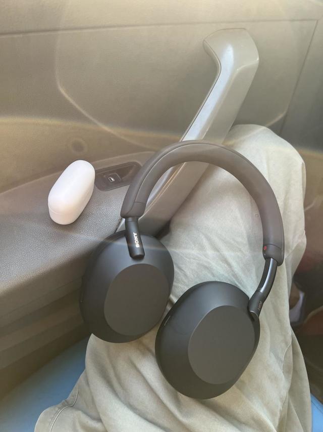 有种要跟苹果耳机拼命的架势，谈索尼WH-1000XM5与LinkBuds S