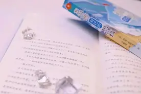 向日葵枯萎了，可你不能停止追逐阳光图片