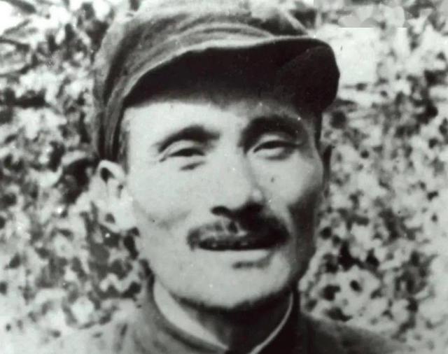 1952年，枪决反革命现场，省副主席女儿高呼枪下留人，他是谁？
