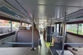 南昌150万元豪华公交699路陷“改道风波”图片