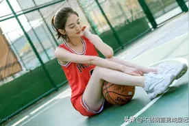 你扣篮的姿势肯定很帅图片