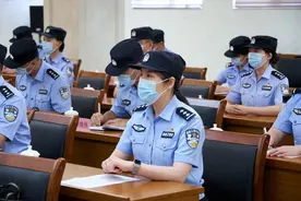 中国警队赴克罗地亚执行警务联合巡逻任务图片