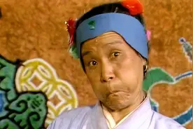 刘姥姥睡了贾宝玉的床，酒屁臭气熏了整间屋子，作者为何这么写？图片