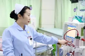 女护士处理男患者隐私部位，会感觉尴尬吗？不妨听听过来人怎么讲图片