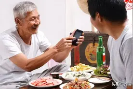 中老年人“勾兑酒”要慎喝，若条件允许，这5款纯粮酒好喝不上头图片