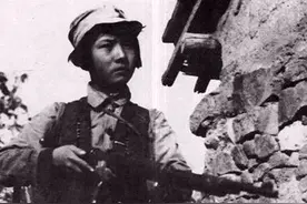 16岁女兵面部中枪毁容，连长向她示爱：非你不娶图片