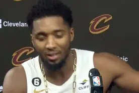 米切尔一举成为骑士领军人物，新东家竟然奖励他一条“狗链”？图片