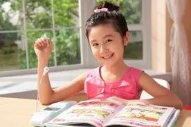 逃过校培的“摧残”后，中小学生又卷入学习机图片