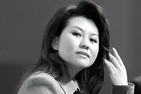 央视女主持被污蔑是间谍遭封杀:44岁客死他乡，死因让人意外图片
