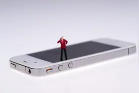 手机“飞行模式”没啥用，为啥没被淘汰？内行人：其实是你不会用图片