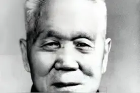 他46岁任副省长，51岁任山东省省长，曾与工人同吃同住，83岁逝世图片