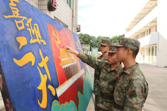 ʵ�ɷܽ�ӭʢ�� ���ľ�����δ������ս��֧Ԯ����ĳ����չ���ܽ������� ������ʱ��������ϵ�л