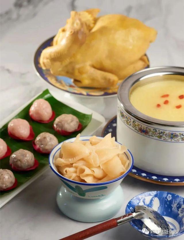 花胶甲鱼煲鸡可以吗 花胶甲鱼煲鸡功效和作用