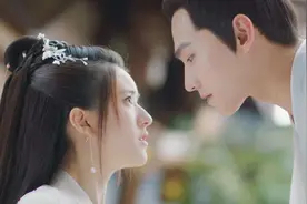 老师给赵露思起英文名Lucy，她改了个字母，立马变高级有小女人味图片