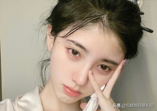 女人不管年龄多大，洗脸后要懂得这“4不要”，不然等于白费功夫