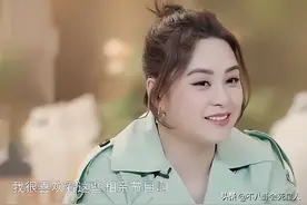看脸绝美，身材却干瘪，排骨胸，五五分，这10位女星太可惜了图片
