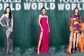 这场时尚活动的背景板，成了衡量明星身高的尺子，谁尴尬了？图片