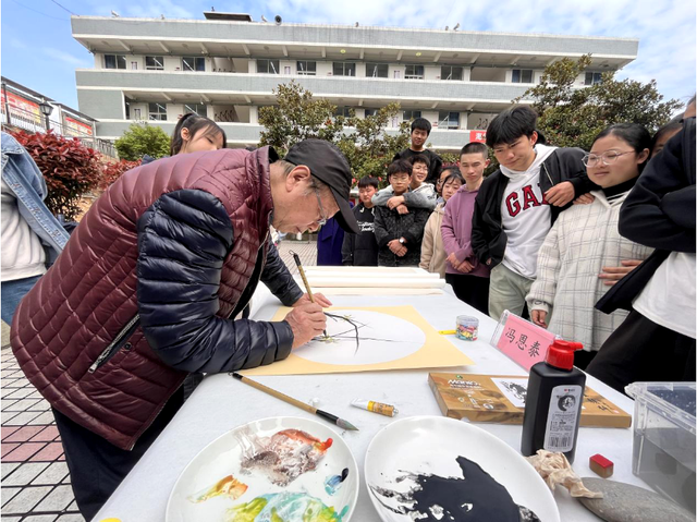 四川省民生研究会新媒体中心-官网