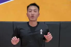 投三分球力量不够或投篮脱节找不到发力的感觉？推荐这个黄金动作给你们#篮球教学#三分球#抖音篮球季