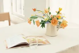 人到中年，兄弟姐妹的情分，是“无条件”的图片