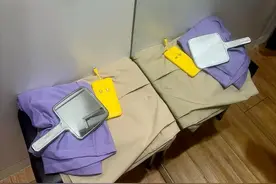 “优衣库镜子”冲上热搜，店家回应：是普通镜子，色差由于光的折射图片