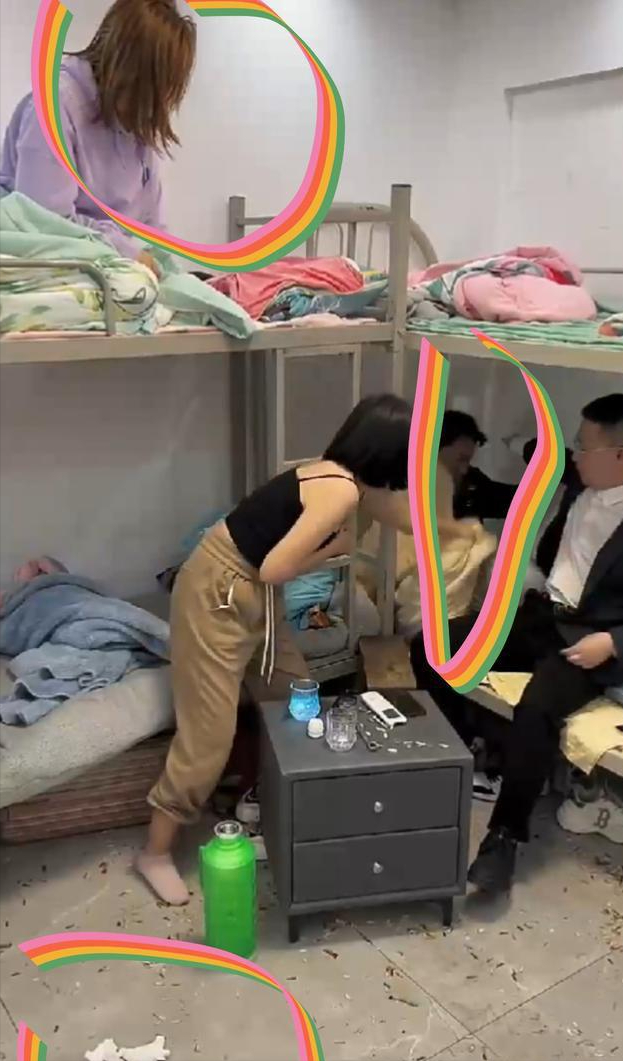 纪实：女子经常留男友在宿舍过夜，上铺妹子苦不堪言：不止一次了
