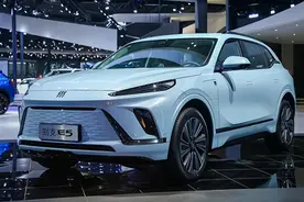 上海车展丨全在这儿了！上汽通用3大品牌、34款展车亮相图片