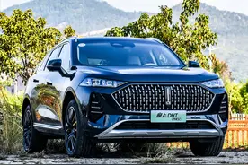 试驾完魏牌摩卡DHT-PHEV：感觉理想ONE毫无还手之力图片