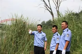 【致敬公安英雄】张岩：引领前行的硬汉刑警图片